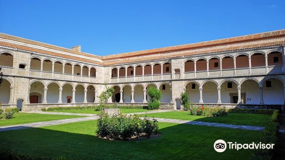 Royal Monastery of Santo Tomás