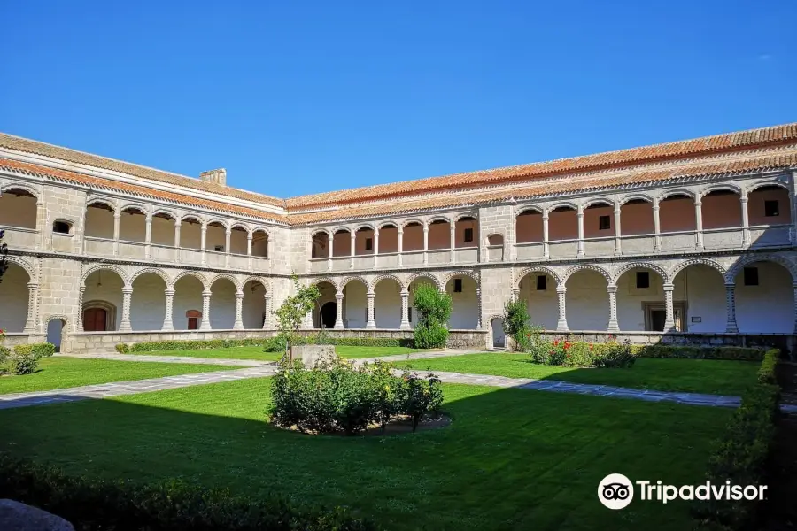 Real Monasterio de Santo Tomas