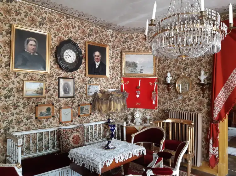 Hotels near Charlotte Berlins Museum