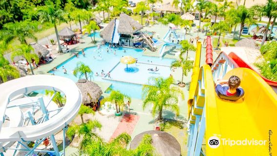 Parque Aquático Porto das águas.