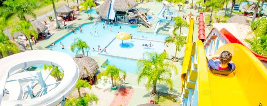 Parque Aquático Porto das águas.
