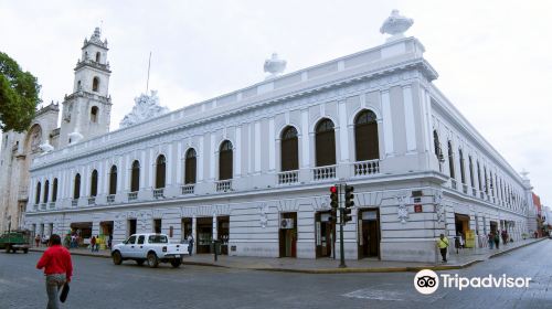 Museo Fernando Garcia Ponce-Macay