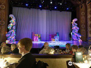 Circa '21 Dinner Playhouse