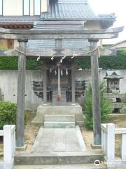 Kawasuso Shrine