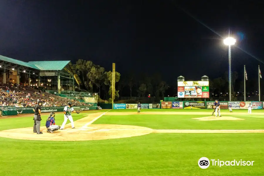 Lake Elsinore Diamond