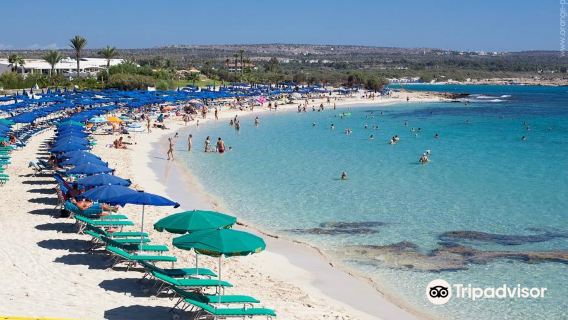 Makronissos Beach