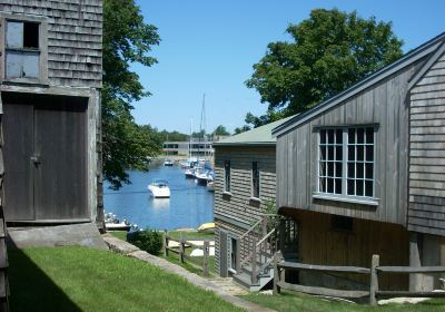 Woods Hole Oceanographic Institution