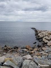 Hole In The Wall Beach