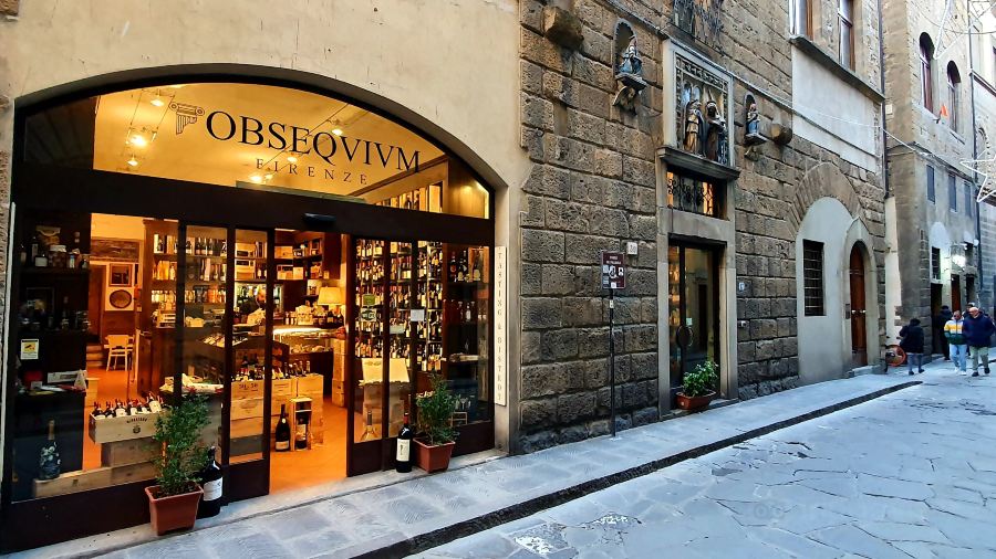 Enoteca Obsequium Wine Shop Bistrot