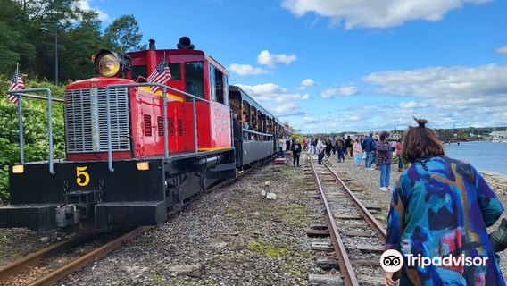 Maine Narrow Gauge Railroad