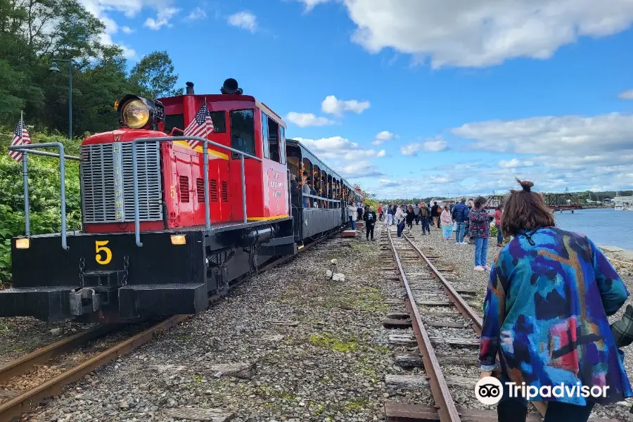 Maine Narrow Gauge Railroad