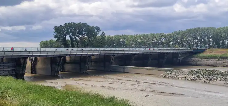Hotels near Barrage sur le Couesnon