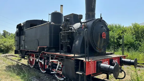 locomotiva 835 205