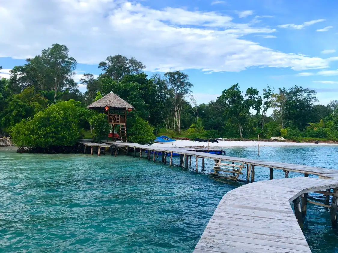 Hotel dekat Leebong Island