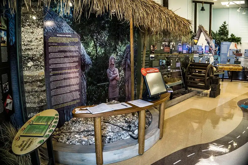 Hotel in zona Destination Archaeology Resource Center