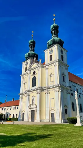 Frauenkirchen
