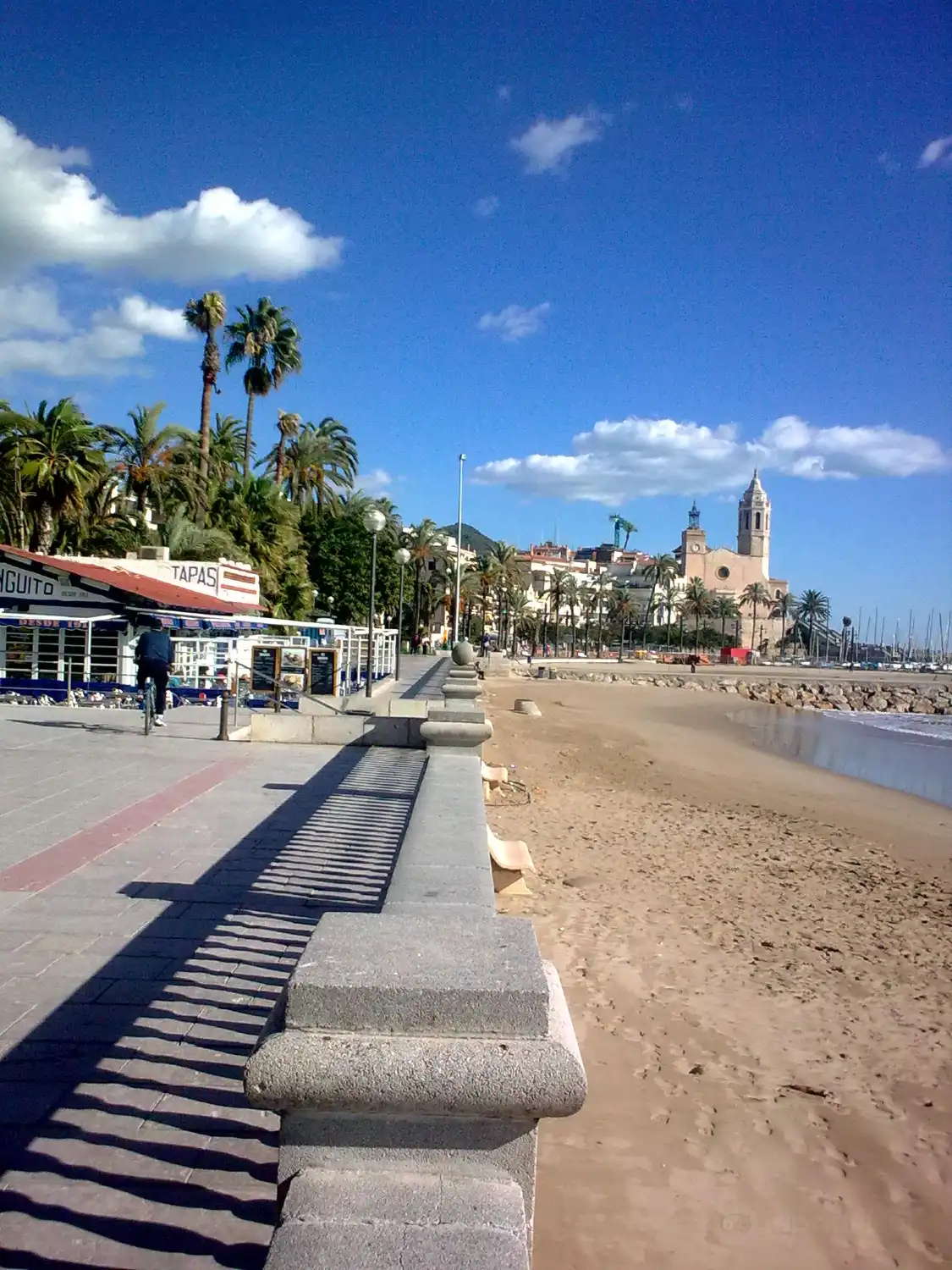 Hotels near Passeig Maritim