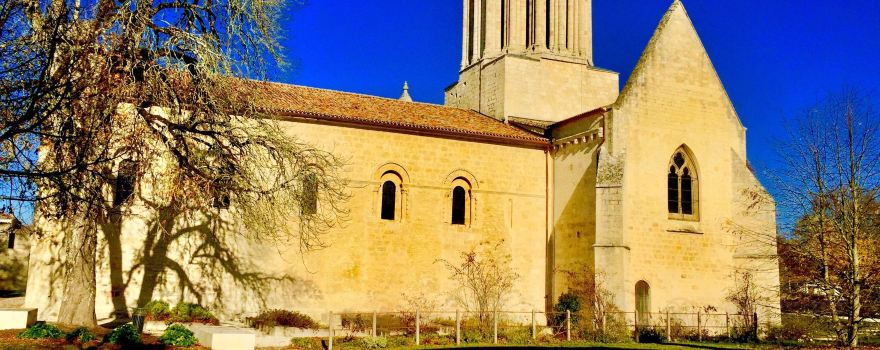 Surgeres