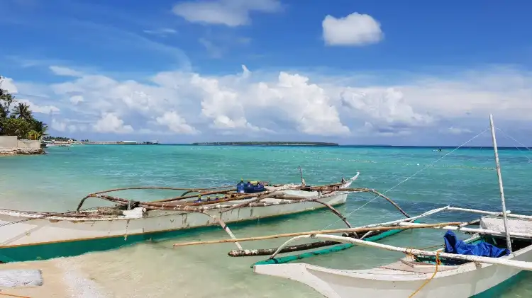 Hotels near Paradise Beach