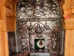 Narsoba Chi Wadi Mandir