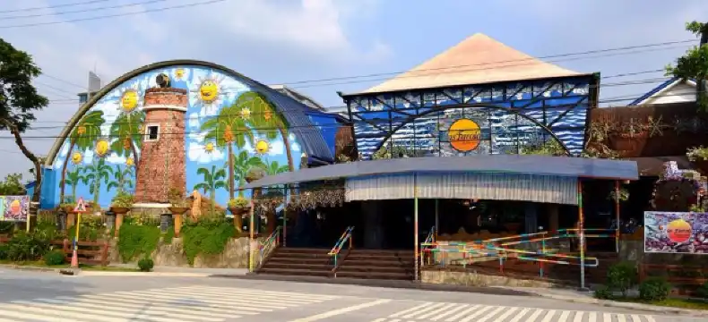 โรงแรมในปาซิก