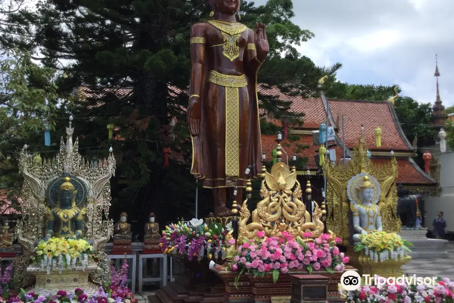 Wat Phrathat Doi Suthep USA Buddhist Temple