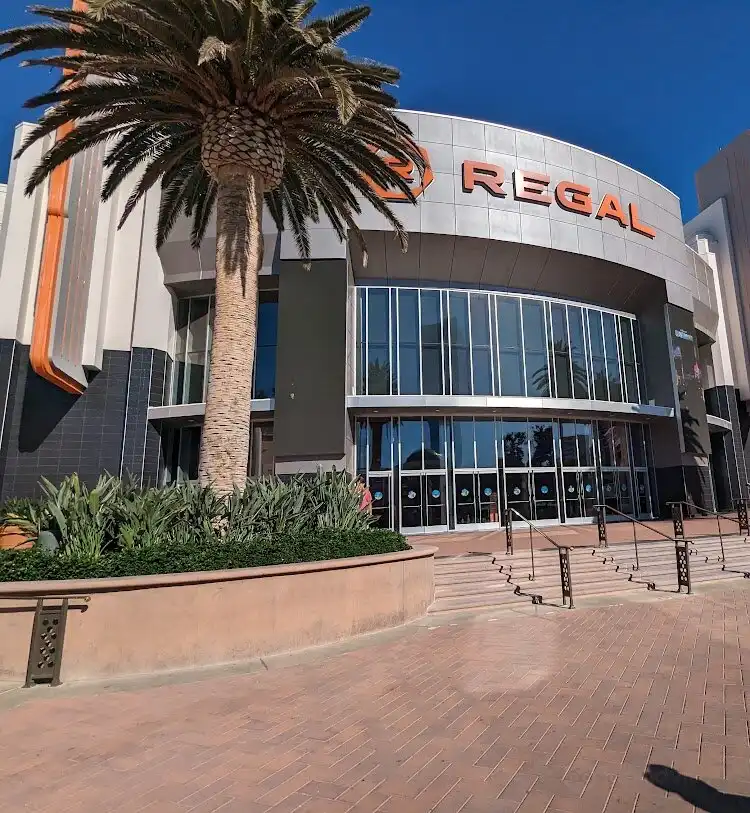 Hotels in de buurt van Regal Irvine Spectrum