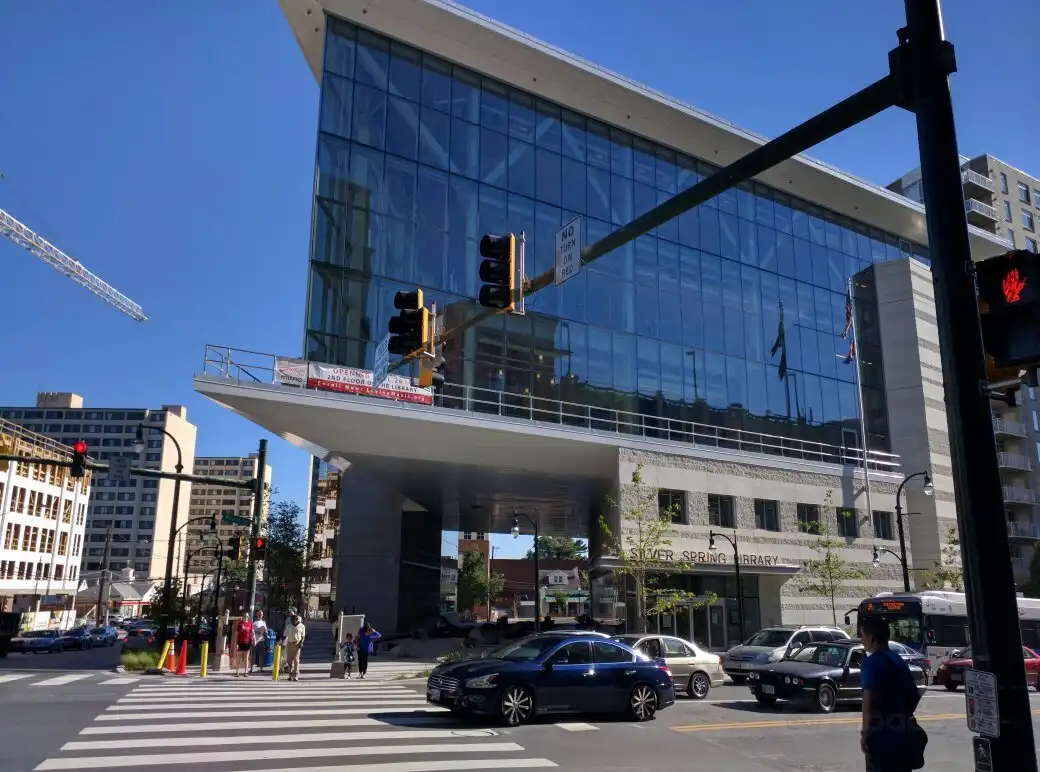 Hotels near Brigadier General Charles E. McGee Library (Silver Spring Library)