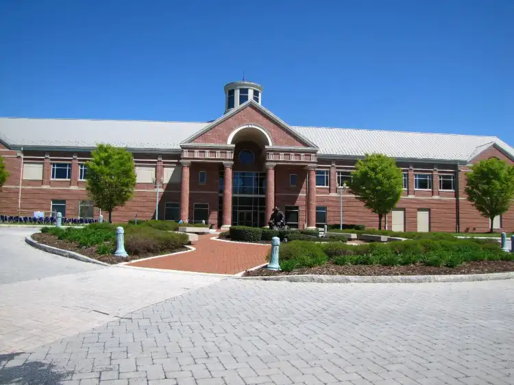 Hotels near The National Civil War Museum