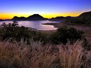 Quartz Mountain State Park