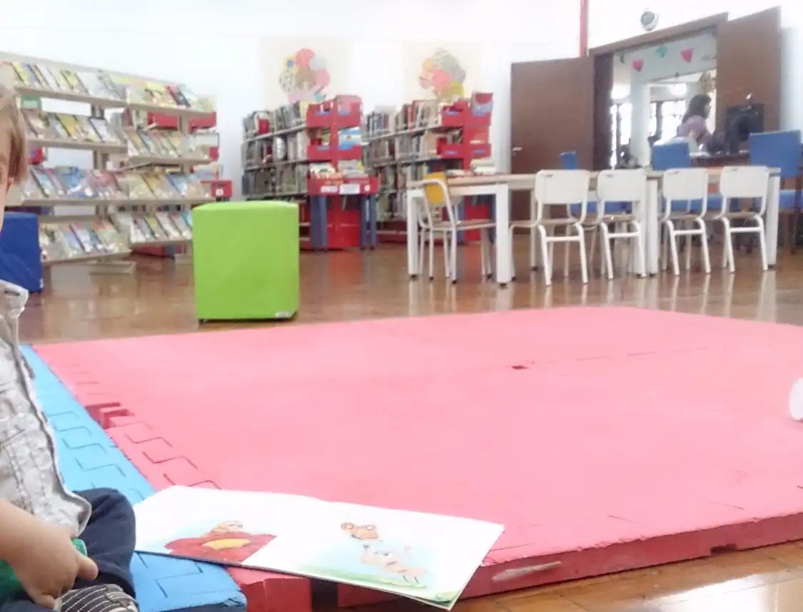 Отели рядом с достопримечательностью «Biblioteca Monteiro Lobato»