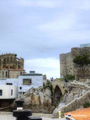 Castillo-Faro de Santa Ana