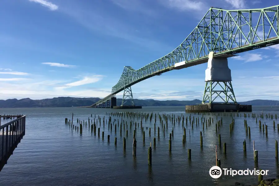 Astoria Oregon Riverwalk