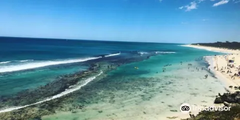Yanchep Lagoon Beach