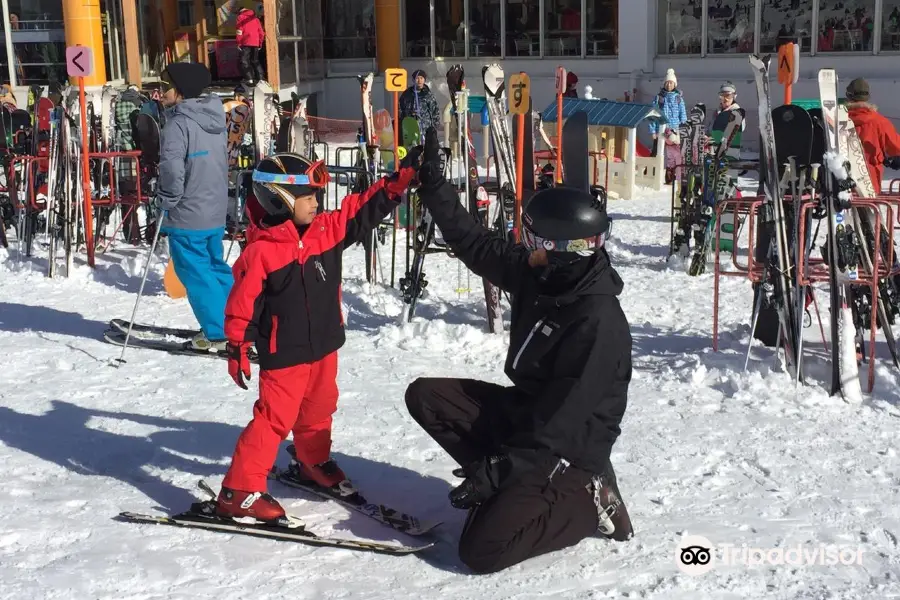 Snow Country Instructors