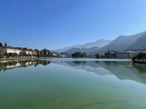 Sapa Lake