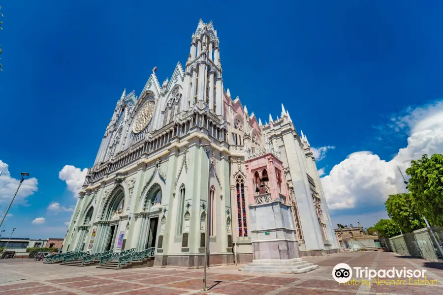 Templo expiatorio del Sagrado Corazon de Jesus