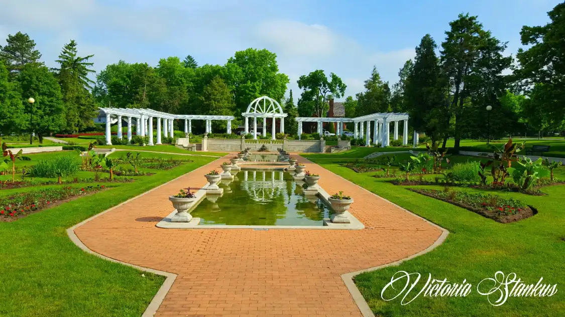 Các khách sạn gần Lakeside Park