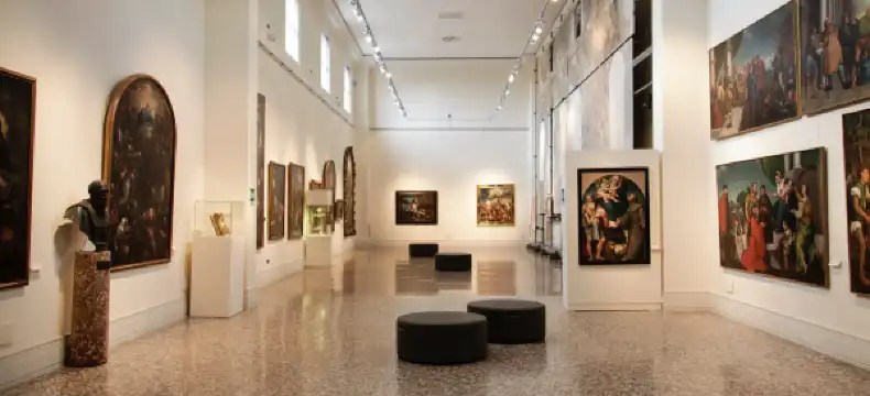 巴薩諾－德爾格拉帕酒店