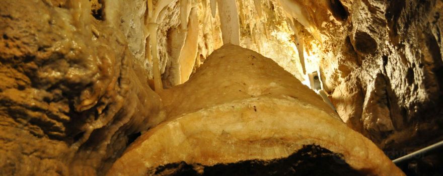 Crystal Lake Cave