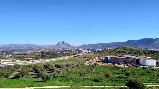 Dolmenes de Antequera