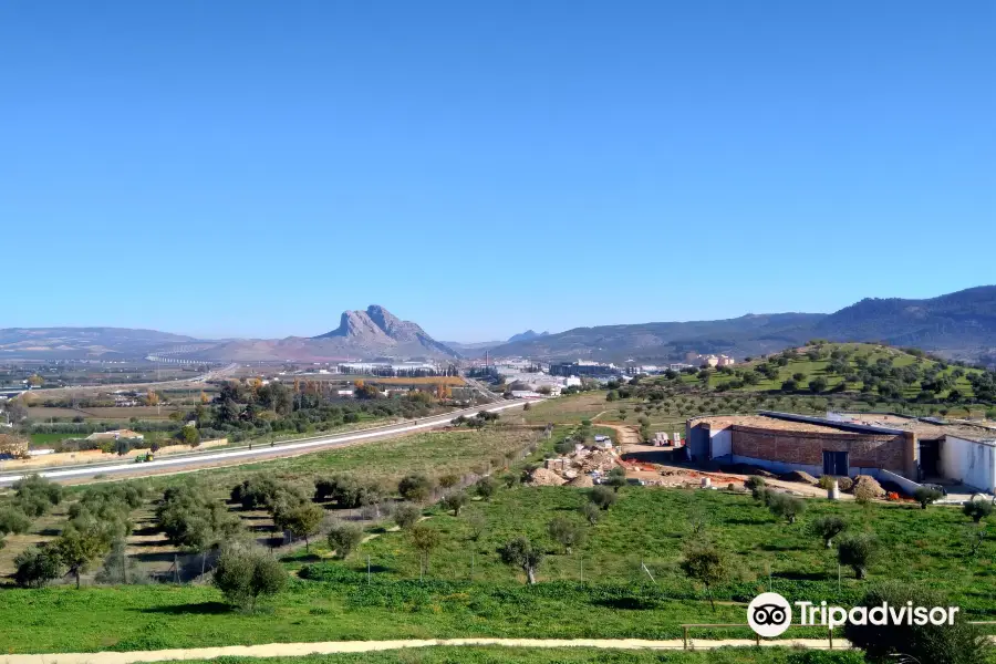 Conjunto Arqueológico Dólmenes de Antequera