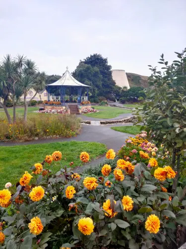 Runnymede Gardens