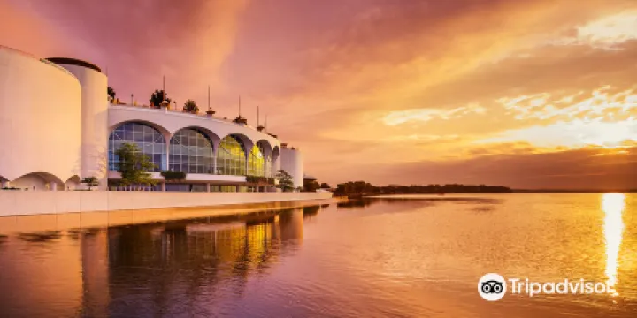 馬諾納平台社區與展覽館