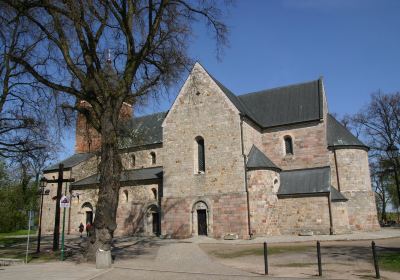 Collegiate Church of St. Peter and St. Paul