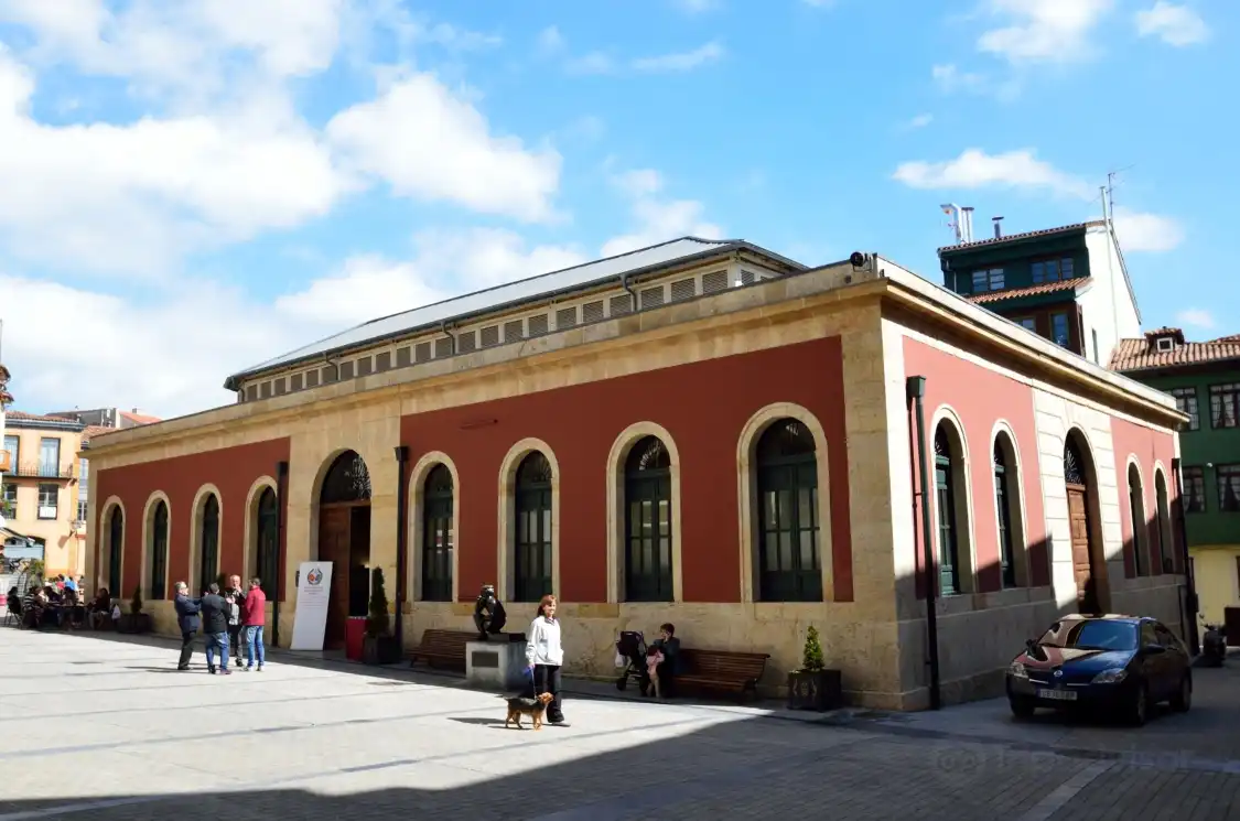 Hotels near Plaza Trascorrales