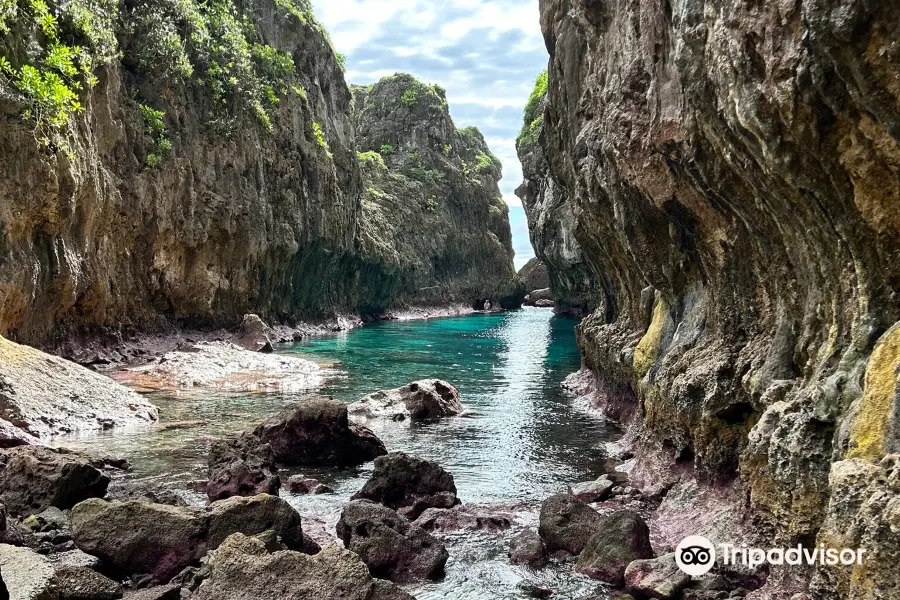 Matapa Chasm