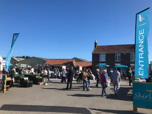 Skirlington Market