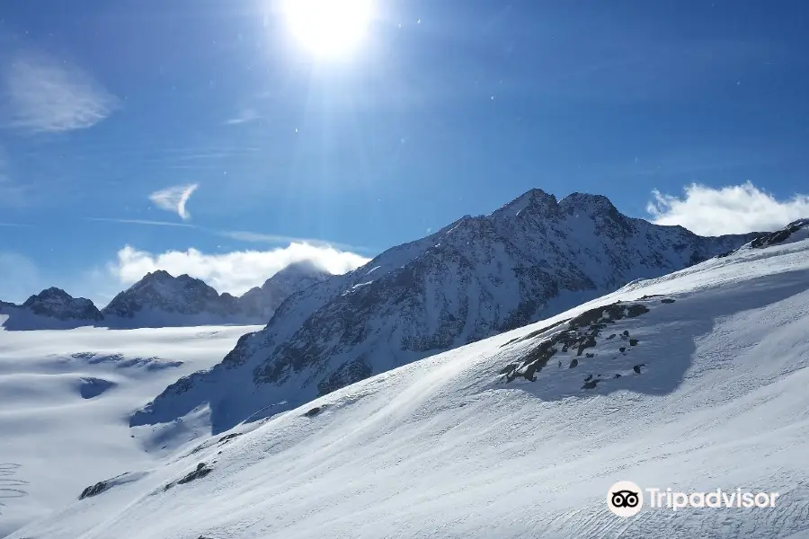 Pitztaler Gletscher Ski Resort