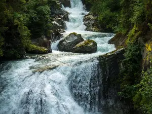 Fly-Line Wasserfall